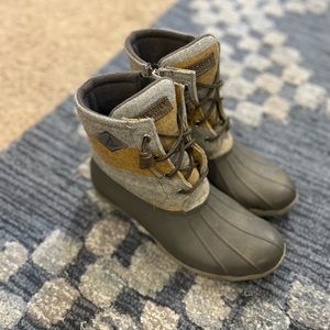 Sperry Boots